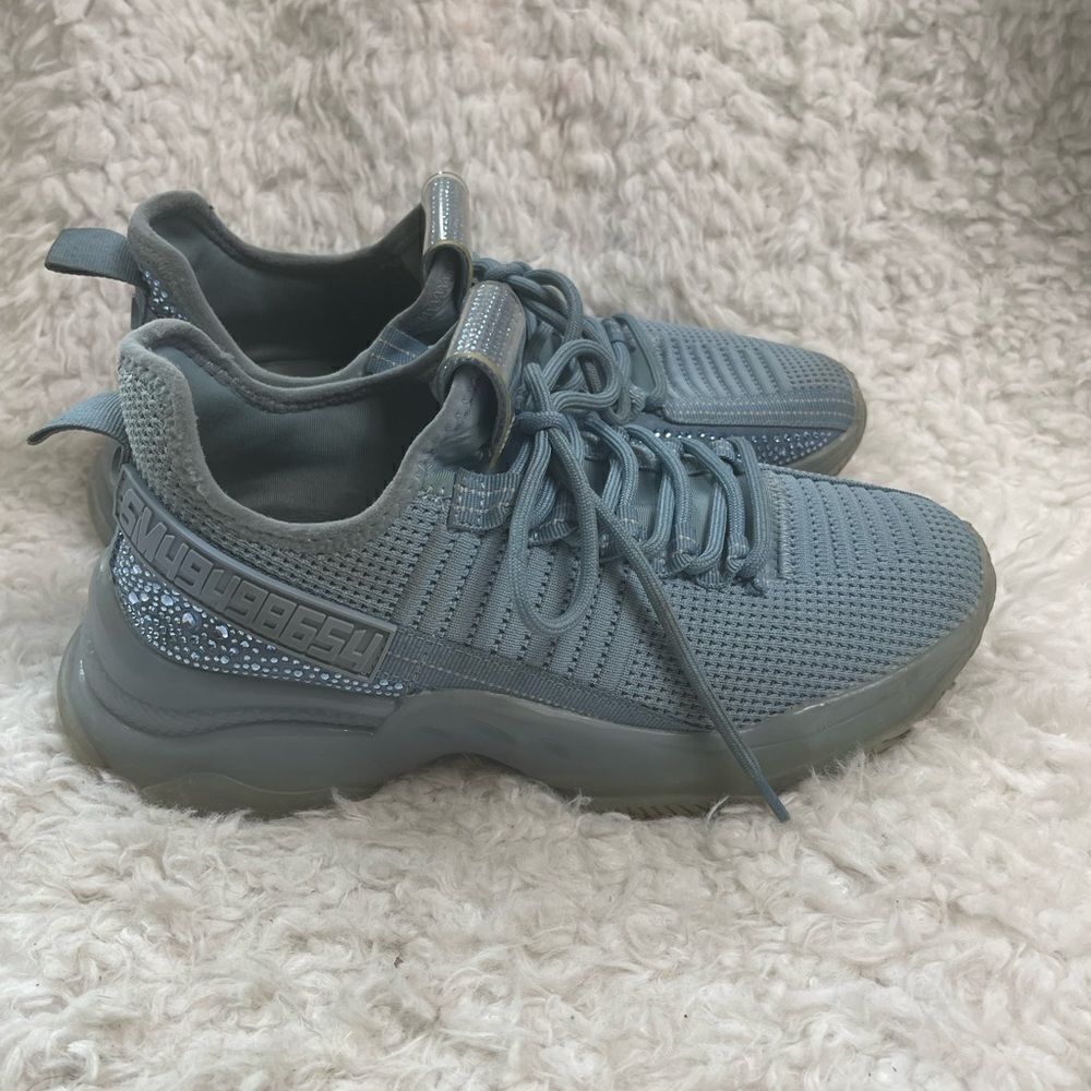 Steve Madden Maxima Blue Rhinestone Embellished slip on Sneakers Size9.5M